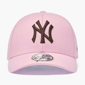 ✨Host pick✨MLB Pink Limited Edition New York Embroidered Cap NWOT